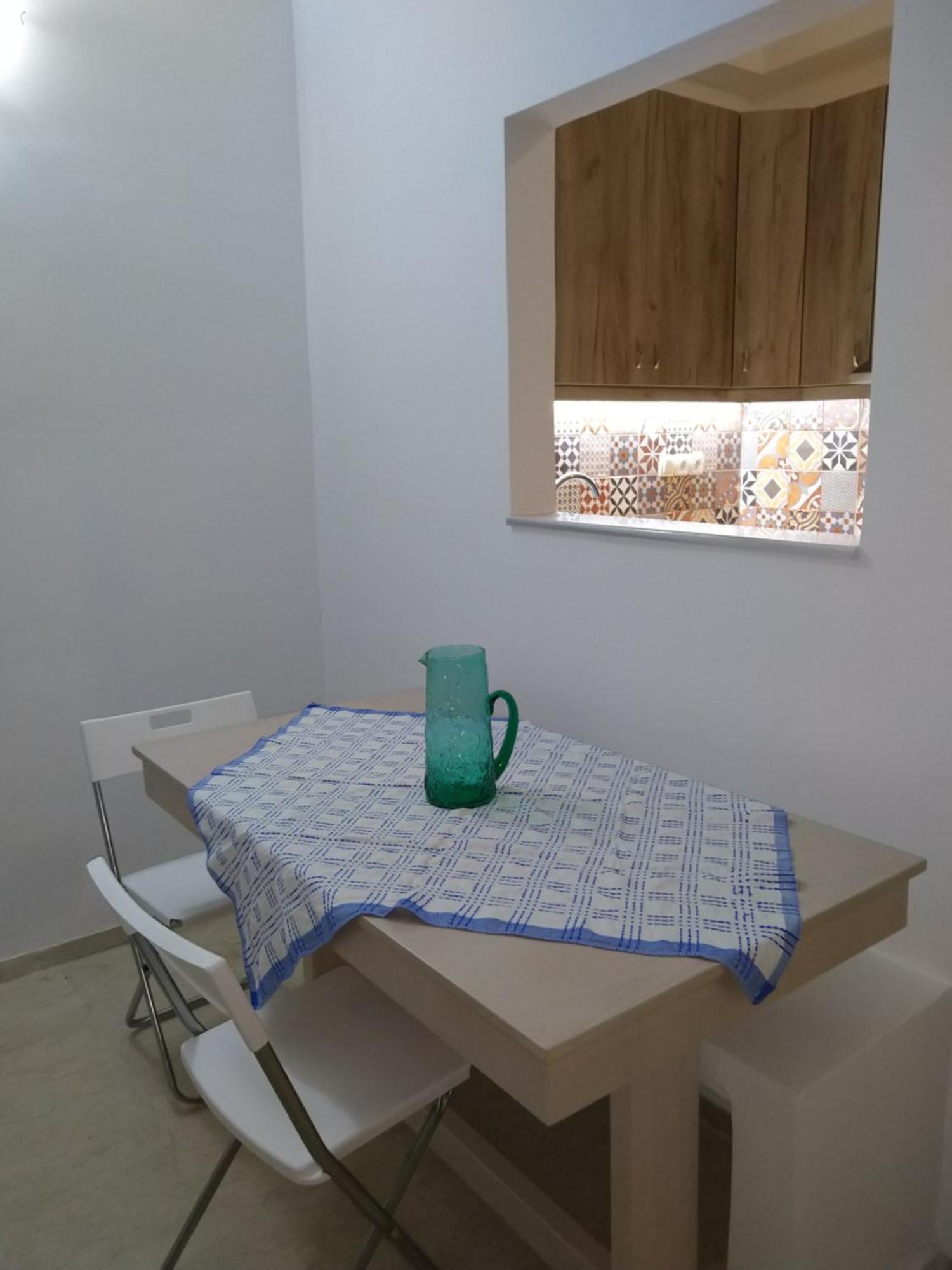 Zamboli Apartman Hriszí Aktí Haniá Kültér fotó