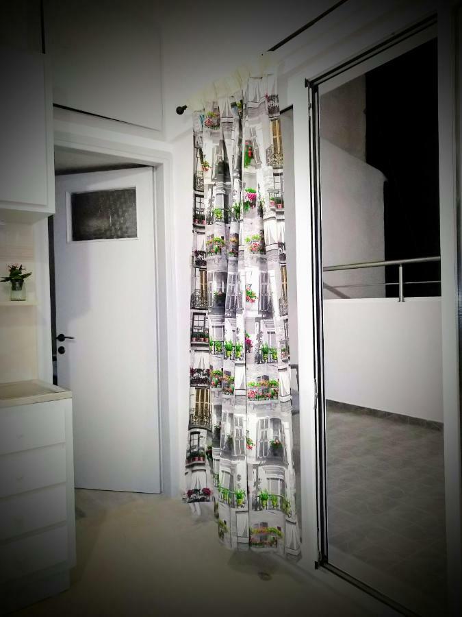 Zamboli Apartman Hriszí Aktí Haniá Kültér fotó