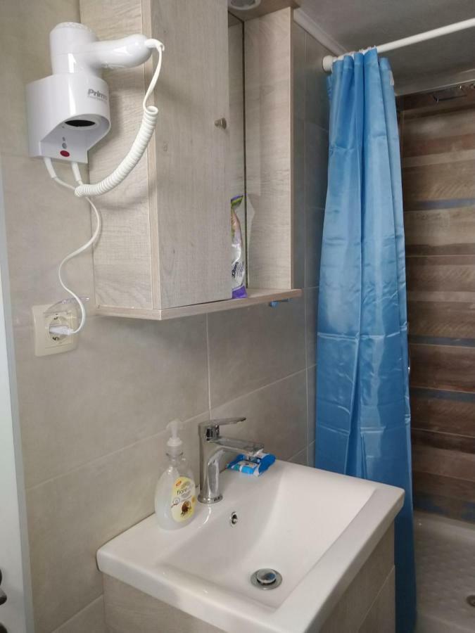 Zamboli Apartman Hriszí Aktí Haniá Kültér fotó
