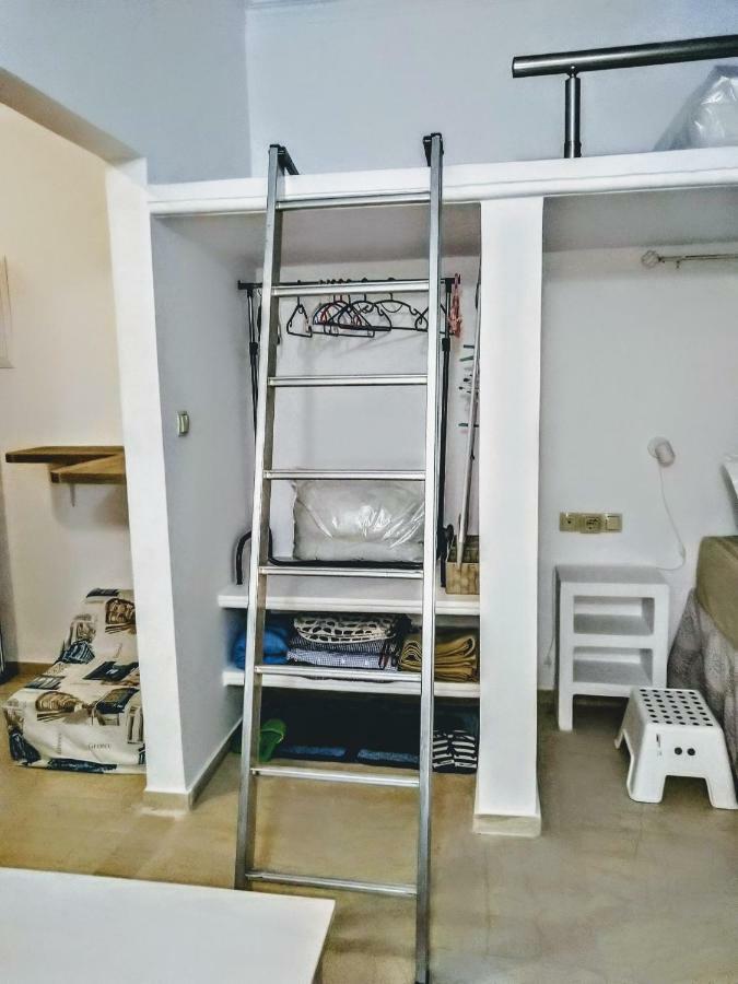 Zamboli Apartman Hriszí Aktí Haniá Kültér fotó